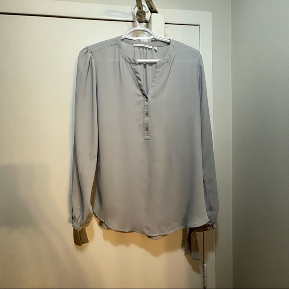 Blouse - Picture 1 of 2